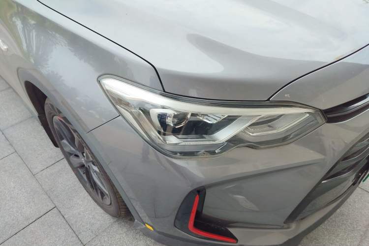 Used Chevrolet Orlando 2019 Redline 530T Automatic Luxury Edition (5-seat model) – China VI Standard Right Front Headlight