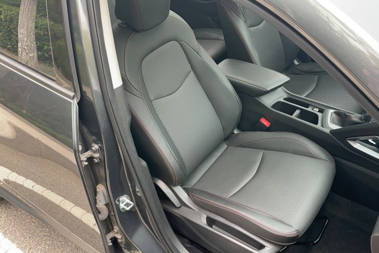 Used Chevrolet Orlando 2019 Redline 530T Automatic Enjoyment Version (5+2 Seating) China VI Right Front Seat