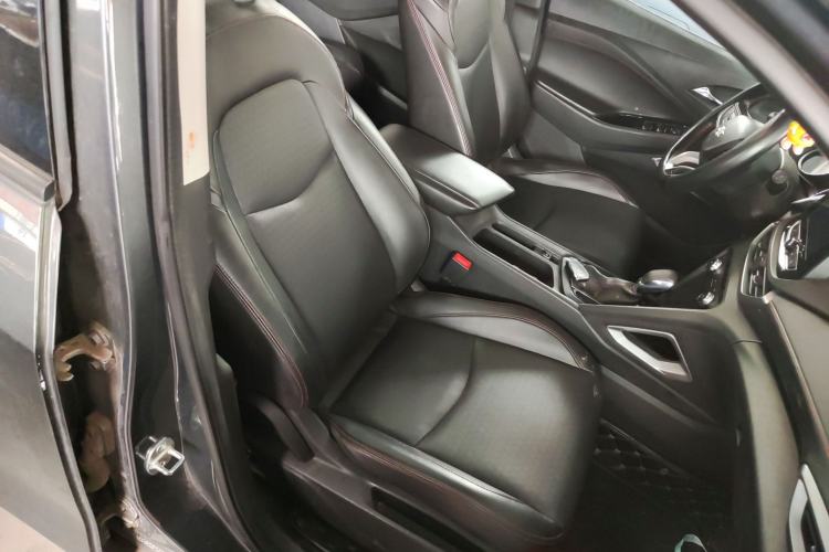 Used Chevrolet Orlando 2019 Redline 530T Automatic Enjoyment Version (5+2 Seating) China VI Right Front Seat