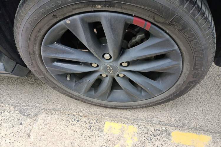 Used Chevrolet Orlando 2019 Redline 530T Automatic Enjoyment Version (5+2 Seating) China VI Right Front Wheel Hub