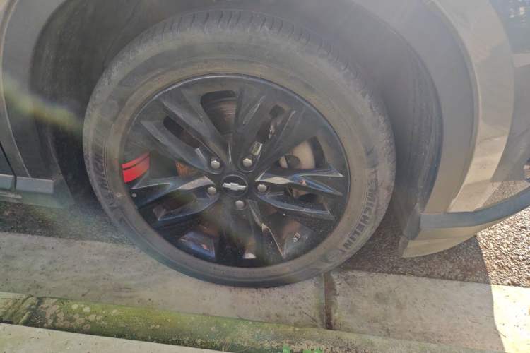 Used Chevrolet Orlando 2019 Redline 530T Automatic Enjoyment Version (5+2 Seating) China VI Right Front Wheel Hub