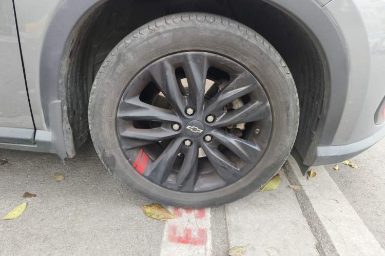 Used Chevrolet Orlando 2019 Redline 530T Automatic Enjoyment Version (5+2 Seating) China VI Right Front Wheel Hub
