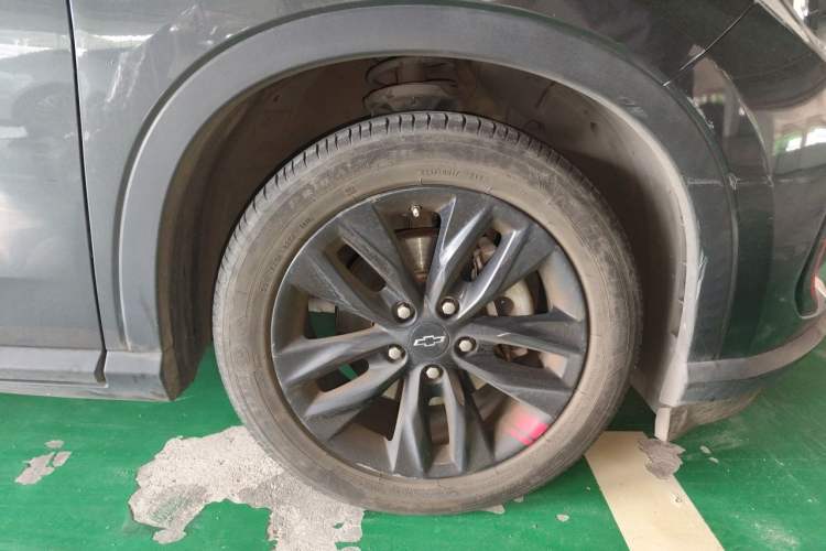 Used Chevrolet Orlando 2019 Redline 530T Automatic Enjoyment Version (5+2 Seating) China VI Right Front Wheel Hub