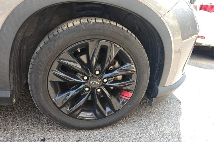 Used Chevrolet Orlando 2019 Redline 530T Automatic Enjoyment Version (5+2 Seating) China VI Right Front Wheel Hub