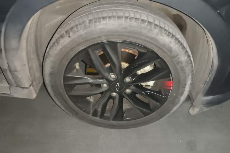 Used Chevrolet Orlando 2019 Redline 530T Automatic Enjoyment Version (5+2 Seating) China VI Right Front Wheel Hub