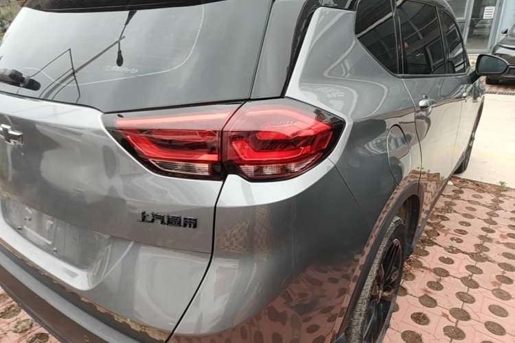 Used Chevrolet Orlando 2019 Redline 530T Automatic Enjoyment Version (5+2 Seating) China VI Right Rear Taillight