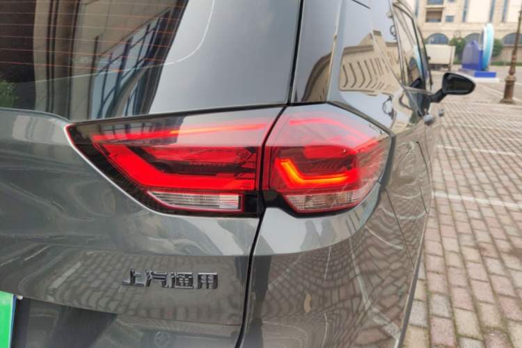 Used Chevrolet Orlando 2019 Redline 530T Automatic Enjoyment Version (5+2 Seating) China VI Right Rear Taillight
