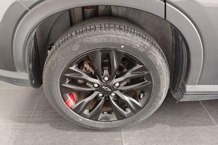 Used Chevrolet Orlando 2019 Redline 530T Automatic Enjoyment Version (5+2 Seating) China VI Right Rear Wheel Hub