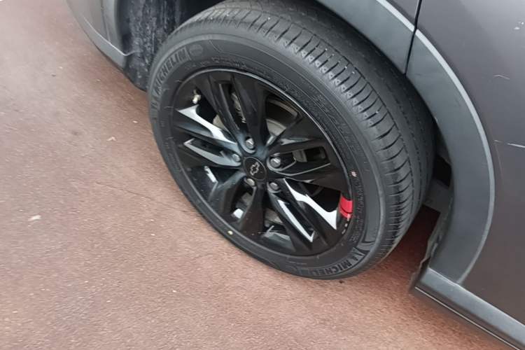 Used Chevrolet Orlando 2019 Redline 530T Automatic Enjoyment Version (5+2 Seating) China VI Right Rear Wheel Hub