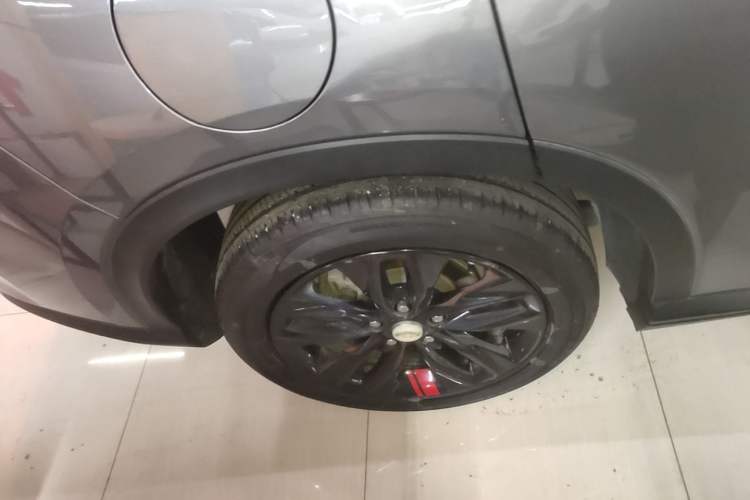 Used Chevrolet Orlando 2019 Redline 530T Automatic Enjoyment Version (5+2 Seating) China VI Right Rear Wheel Hub
