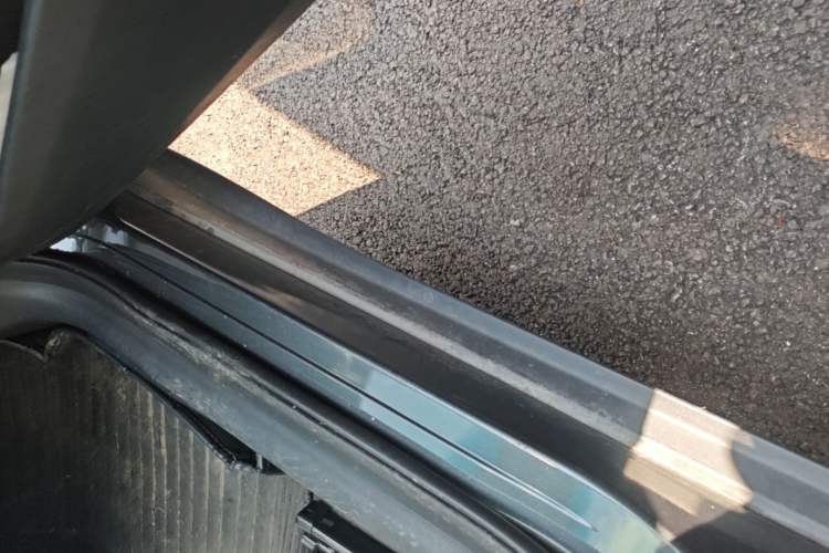 Used Chevrolet Orlando 2019 Redline 530T Automatic Enjoyment Version (5+2 Seating) China VI Right Side Sill