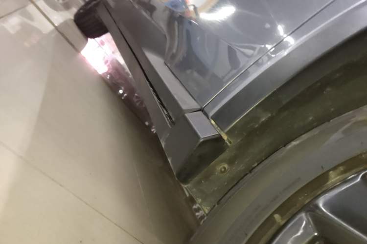 Used Chevrolet Orlando 2019 Redline 530T Automatic Enjoyment Version (5+2 Seating) China VI Right Side Sill