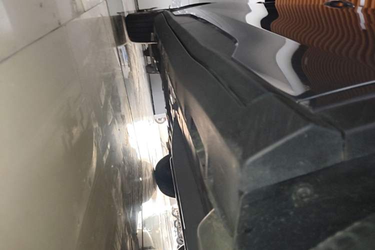 Used Chevrolet Orlando 2019 Redline 530T Automatic Enjoyment Version (5+2 Seating) China VI Right Side Sill