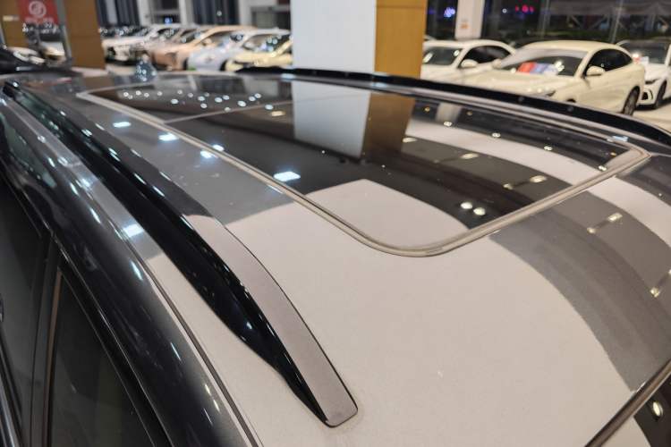 Used Chevrolet Orlando 2019 530T Automatic Luxury Edition (5+2 Seater) – China VI Standard Roof