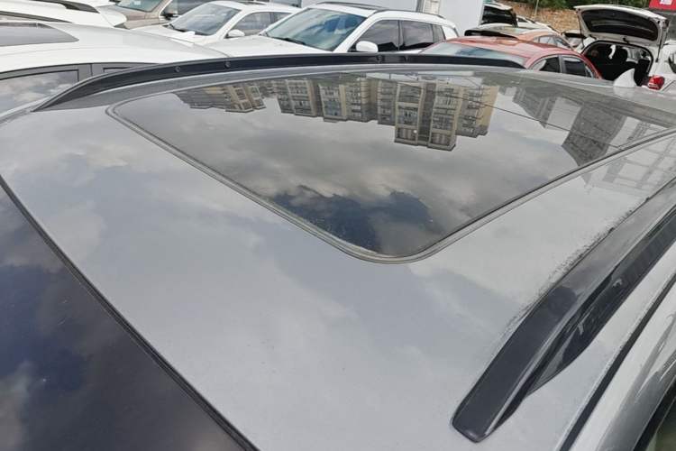 Used Chevrolet Orlando 2019 Redline 530T Automatic Enjoyment Version (5+2 Seating) China VI Roof