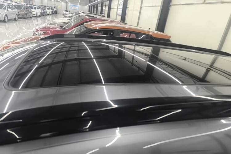 Used Chevrolet Orlando 2019 Redline 530T Automatic Enjoyment Version (5+2 Seating) China VI Roof