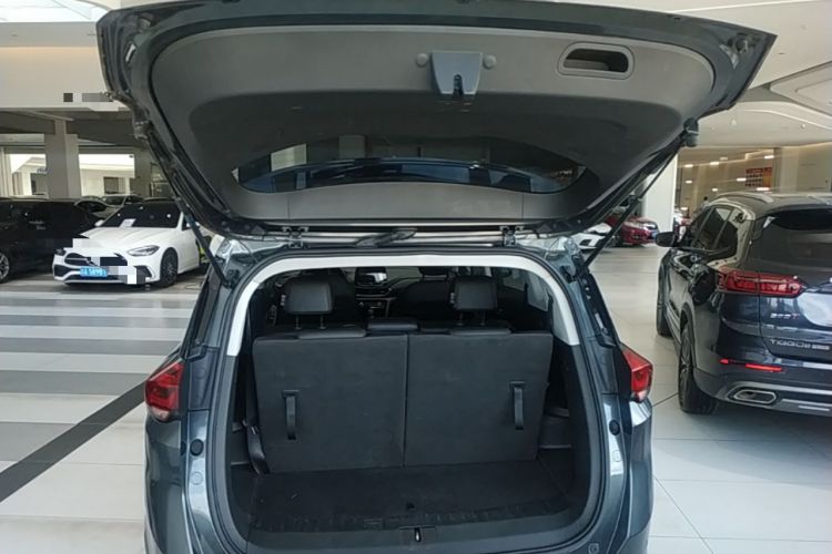 Used Chevrolet Orlando 2019 Redline 530T Automatic Enjoyment Version (5+2 Seating) China VI Trunk