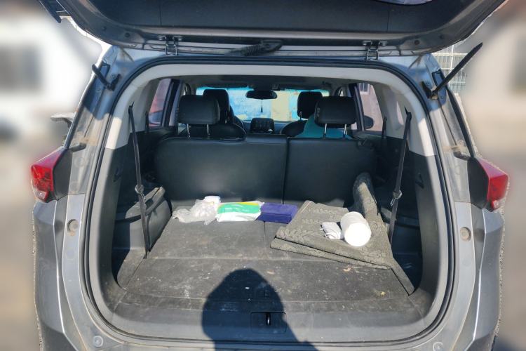 Used Chevrolet Orlando 2019 Redline 530T Automatic Enjoyment Version (5+2 Seating) China VI Trunk