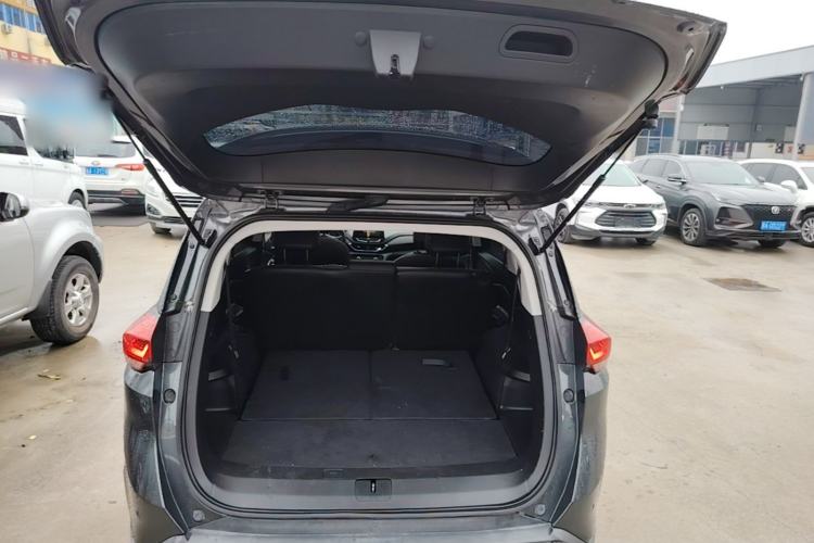 Used Chevrolet Orlando 2019 Redline 530T Automatic Enjoyment Version (5+2 Seating) China VI Trunk
