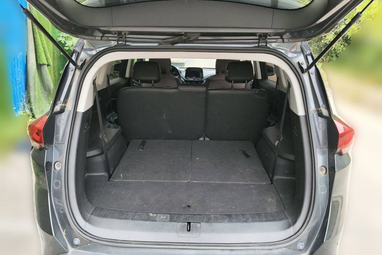 Used Chevrolet Orlando 2019 Redline 530T Automatic Enjoyment Version (5+2 Seating) China VI Trunk