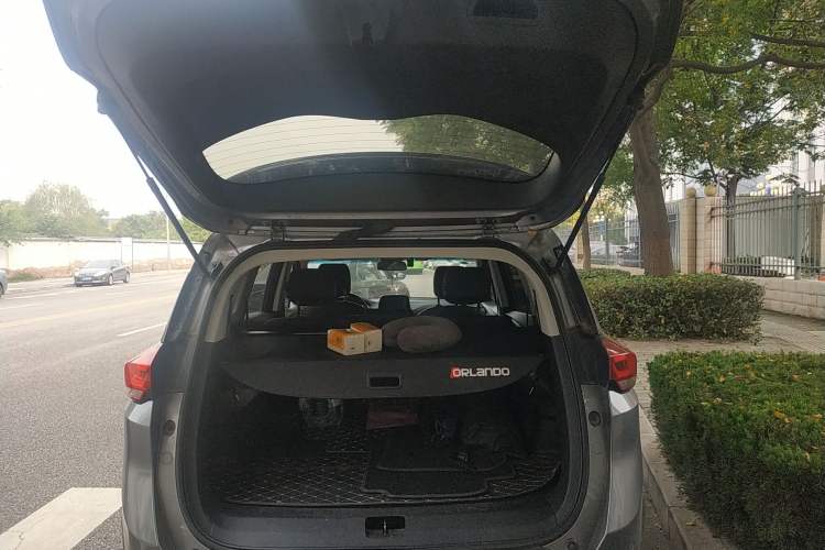 Used Chevrolet Orlando 2019 Redline 530T Automatic Enjoyment Version (5+2 Seating) China VI Trunk