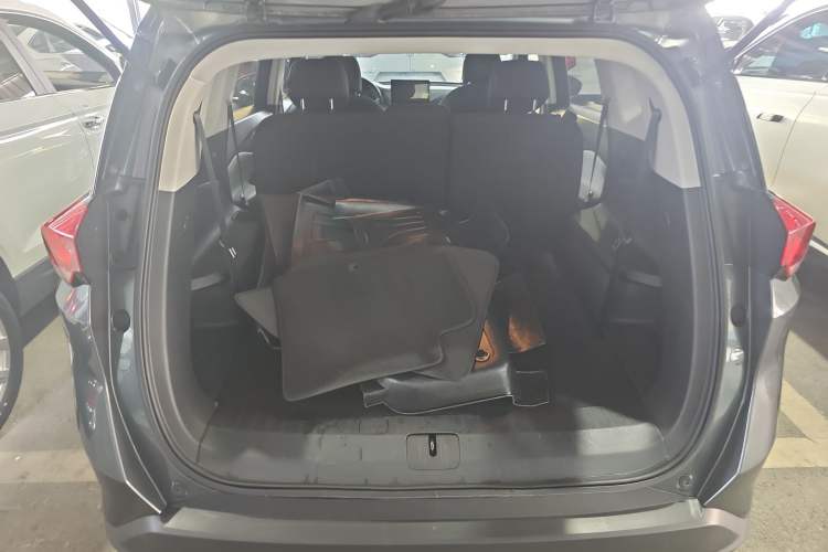 Used Chevrolet Orlando 2019 530T Automatic Luxury Edition (5+2 Seater) – China VI Standard Trunk
