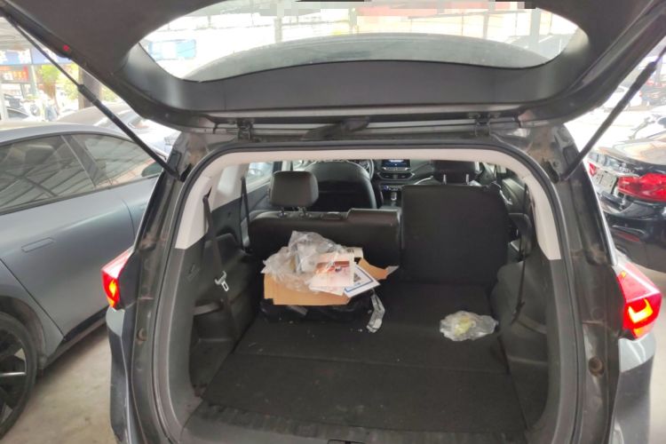 Used Chevrolet Orlando 2019 Redline 530T Automatic Enjoyment Version (5+2 Seating) China VI Trunk