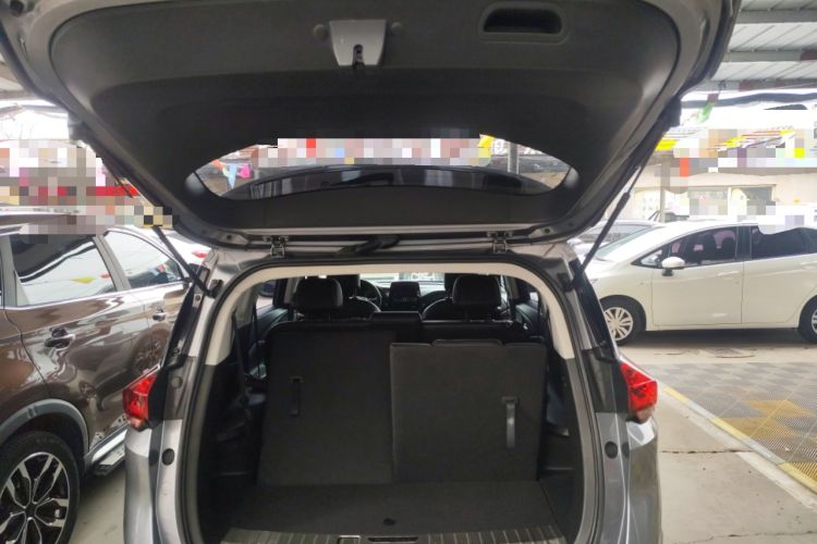 Used Chevrolet Orlando 2019 Redline 530T Automatic Enjoyment Version (5+2 Seating) China VI Trunk