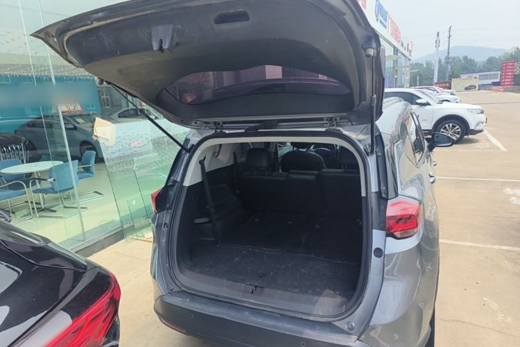 Used Chevrolet Orlando 2019 Redline 530T Automatic Enjoyment Version (5+2 Seating) China VI Trunk