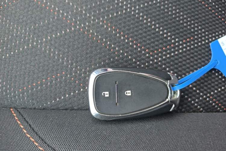Used Chevrolet Orlando 2019 530T Automatic Luxury Edition (5+2 Seater) – China VI Standard Vehicle Key
