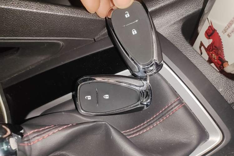 Used Chevrolet Orlando 2019 Redline 530T Automatic Enjoyment Version (5+2 Seating) China VI Vehicle Key