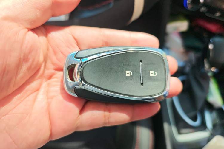 Used Chevrolet Orlando 2019 Redline 530T Automatic Enjoyment Version (5+2 Seating) China VI Vehicle Key