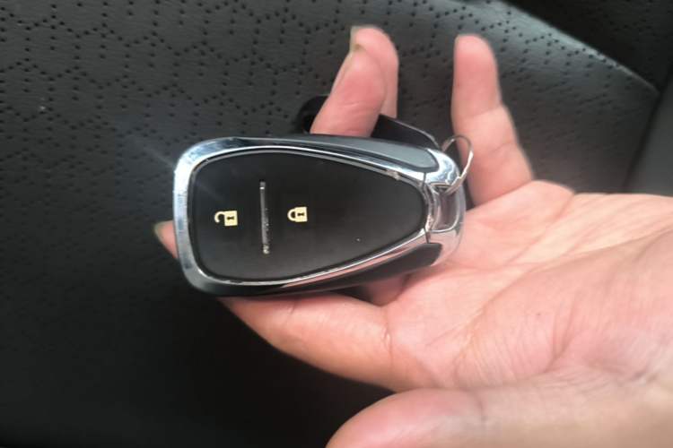 Used Chevrolet Orlando 2019 Redline 530T Automatic Enjoyment Version (5+2 Seating) China VI Vehicle Key