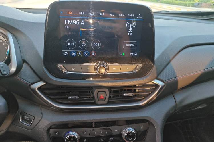 Used Chevrolet Orlando 2019 Redline 530T Automatic Luxury Edition (5-seat model) – China VI Standard Audio And AC Panel