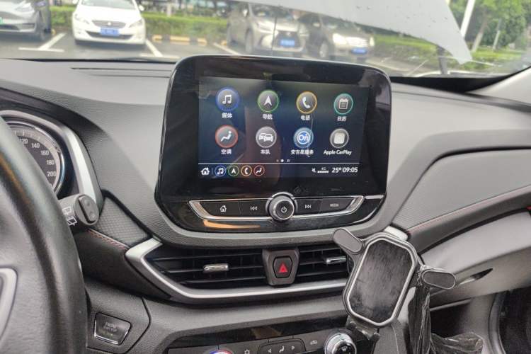 Used Chevrolet Orlando 2019 Redline 530T Automatic Enjoyment Version (5+2 Seating) China VI Audio And AC Panel