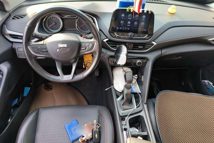 Used Chevrolet Orlando 2019 Redline 530T Automatic Enjoyment Version (5+2 Seating) China VI Center Console