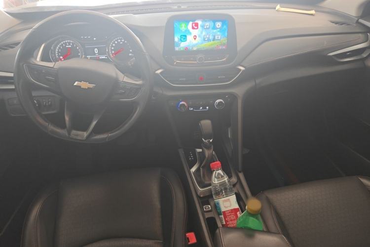 Used Chevrolet Orlando 2019 Redline 530T Automatic Enjoyment Version (5+2 Seating) China VI Center Console