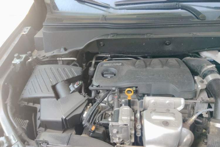 Used Chevrolet Orlando 2019 Redline 530T Automatic Enjoyment Version (5+2 Seating) China VI Engine Bay Right