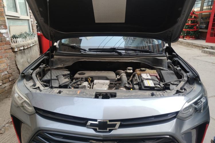 Used Chevrolet Orlando 2019 Redline 530T Automatic Enjoyment Version (5+2 Seating) China VI Engine Bay