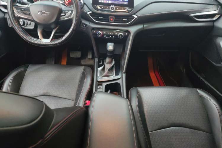 Used Chevrolet Orlando 2019 Redline 530T Automatic Enjoyment Version (5+2 Seating) China VI Gear Lever