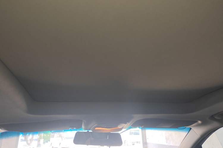 Used Chevrolet Orlando 2019 Redline 530T Automatic Enjoyment Version (5+2 Seating) China VI Headliner