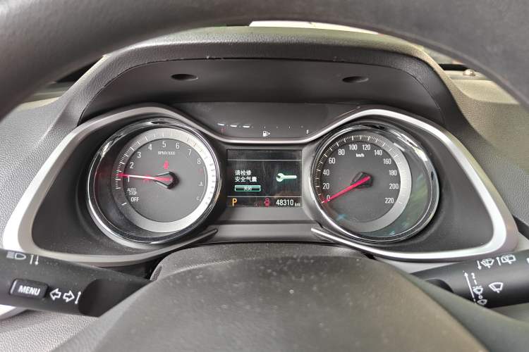 Used Chevrolet Orlando 2019 530T Automatic Luxury Edition (5+2 Seater) – China VI Standard Instrument Cluster