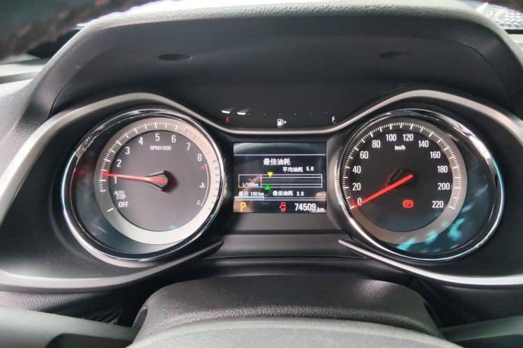Used Chevrolet Orlando 2019 Redline 530T Automatic Enjoyment Version (5+2 Seating) China VI Instrument Cluster