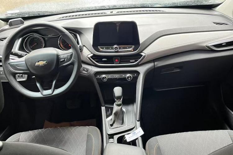 Used Chevrolet Orlando 2019 530T Automatic Luxury Edition (5+2 Seater) – China VI Standard Interior 1