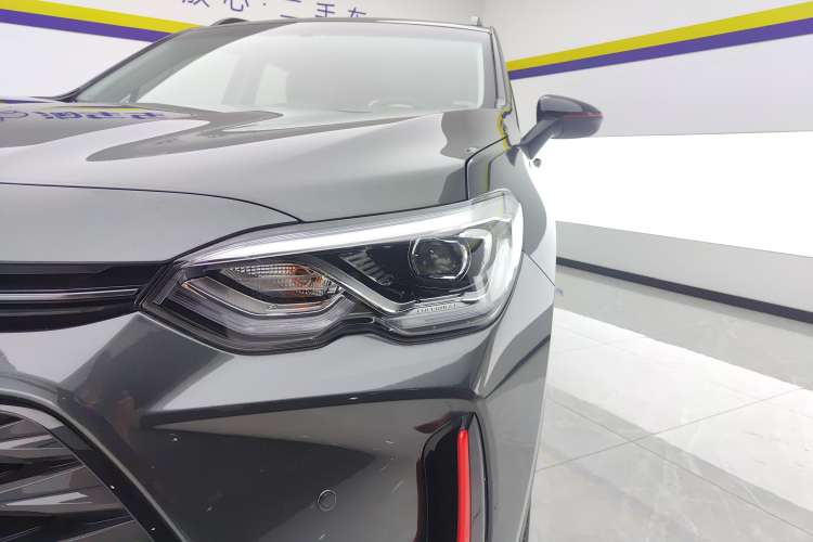 Used Chevrolet Orlando 2019 Redline 530T Automatic Enjoyment Version (5+2 Seating) China VI Left Front Headlight