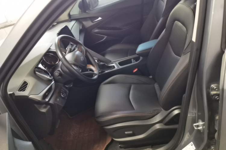 Used Chevrolet Orlando 2019 Redline 530T Automatic Enjoyment Version (5+2 Seating) China VI Left Front Seat