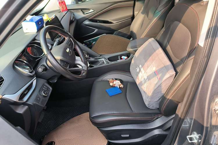 Used Chevrolet Orlando 2019 Redline 530T Automatic Enjoyment Version (5+2 Seating) China VI Left Front Seat