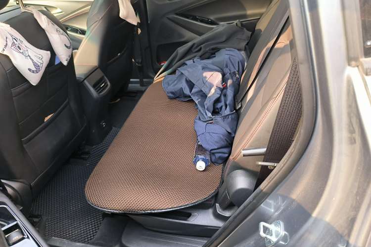 Used Chevrolet Orlando 2019 Redline 530T Automatic Enjoyment Version (5+2 Seating) China VI Left Rear Seat