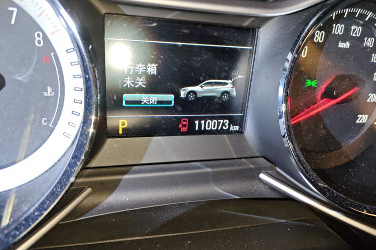 Used Chevrolet Orlando 2019 Redline 530T Automatic Enjoyment Version (5+2 Seating) China VI Odometer Close Up