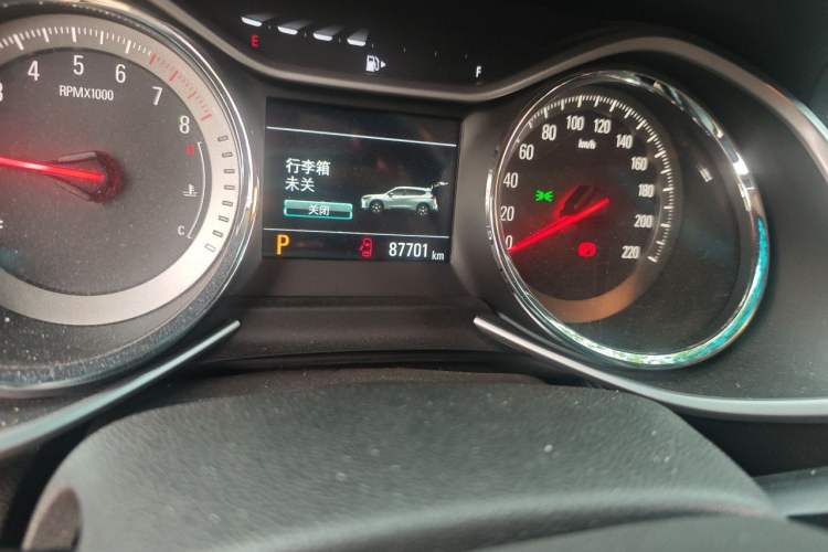 Used Chevrolet Orlando 2019 Redline 530T Automatic Enjoyment Version (5+2 Seating) China VI Odometer Close Up